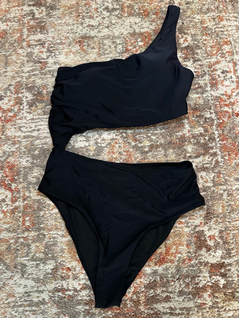 Black One-Shoulder Cutout Bikini - Picture 2 of 4